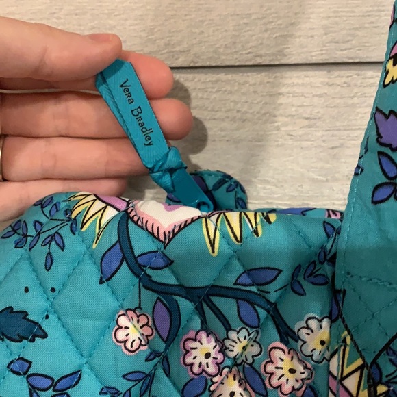 ‼️FIRM‼️ NWT Vera Bradley large duffel bag peacock garden - Picture 4 of 8